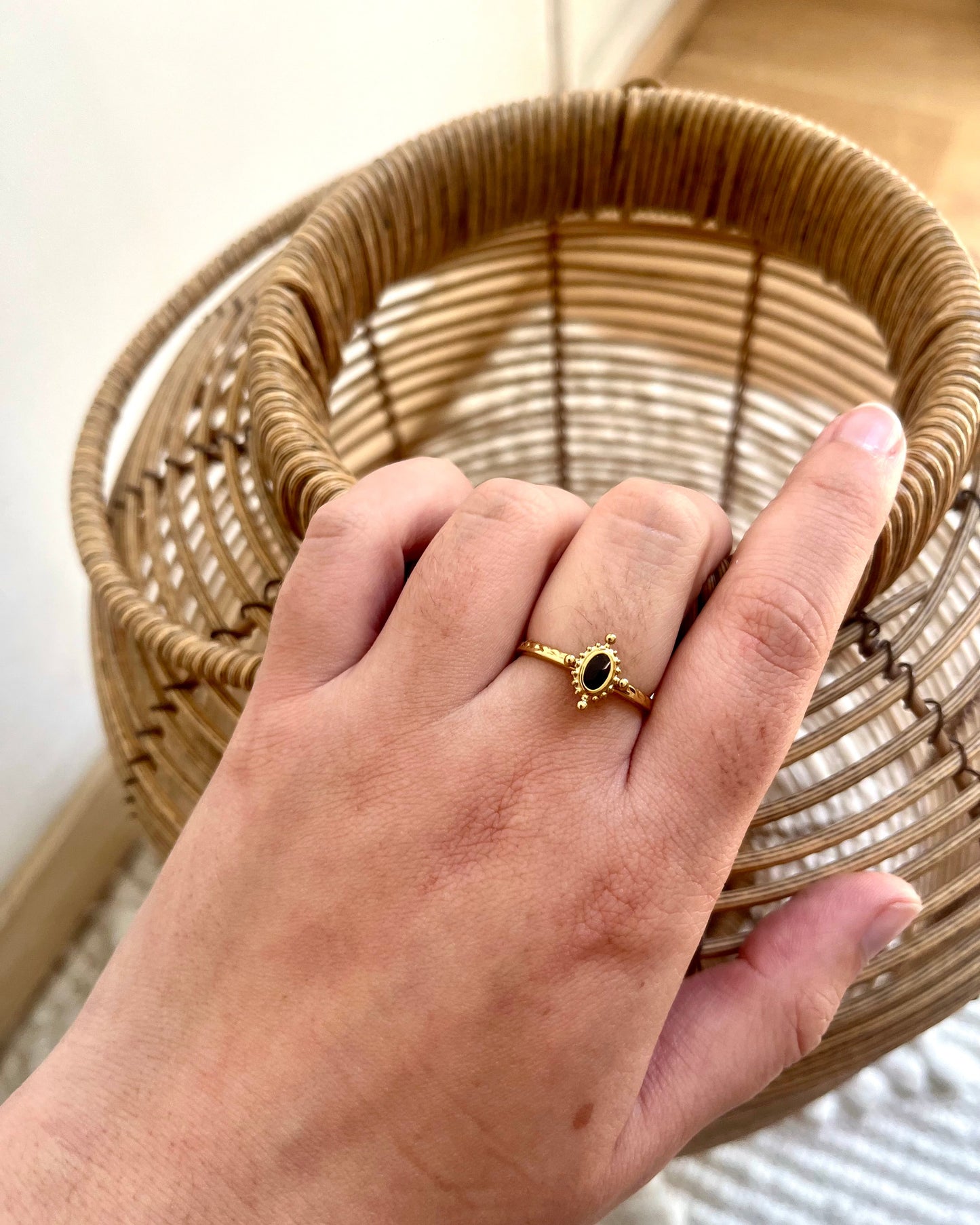 Bague simple ovale pierre naturelle KARIMA