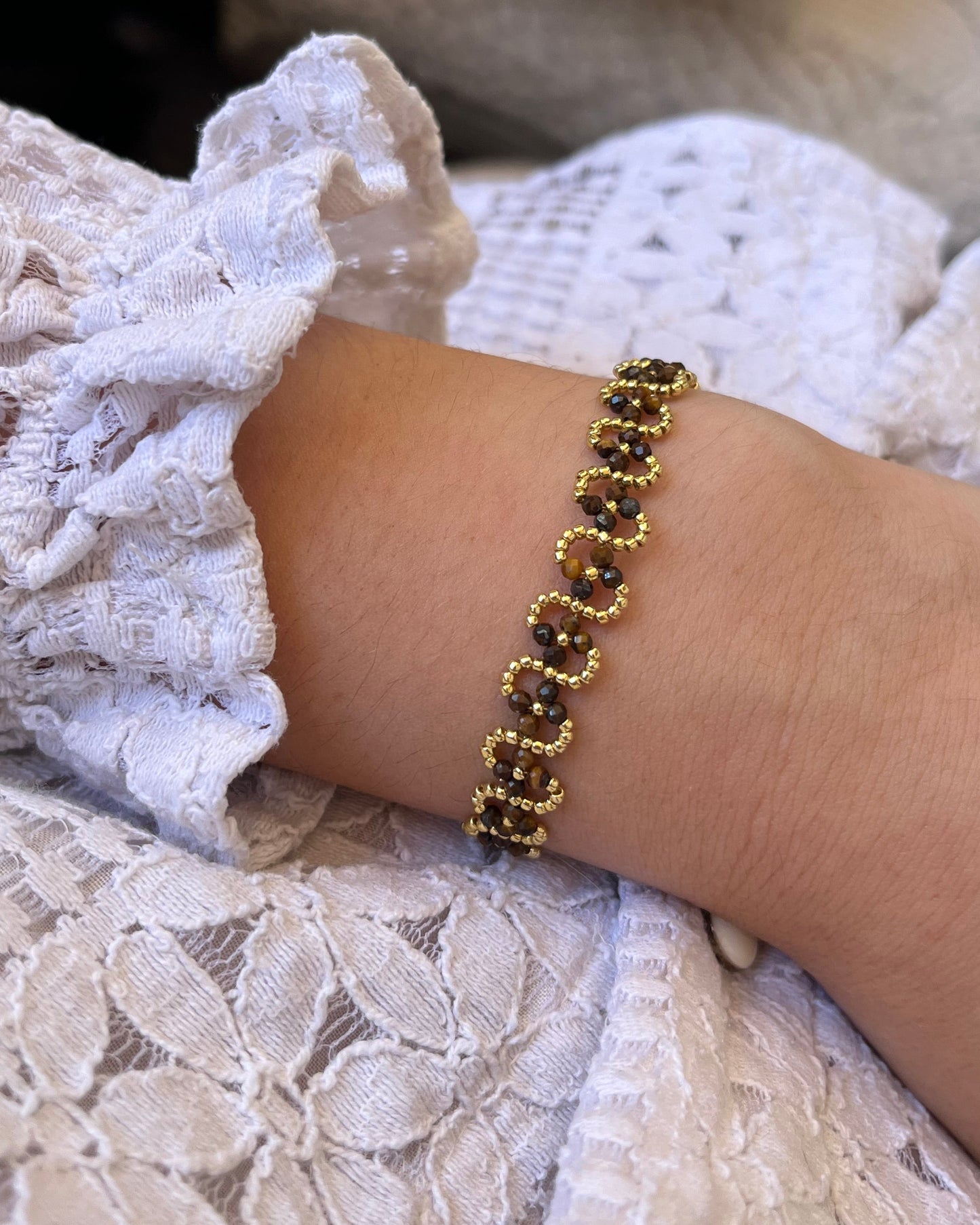Bracelet fleur en pierres naturelles MIMOSA