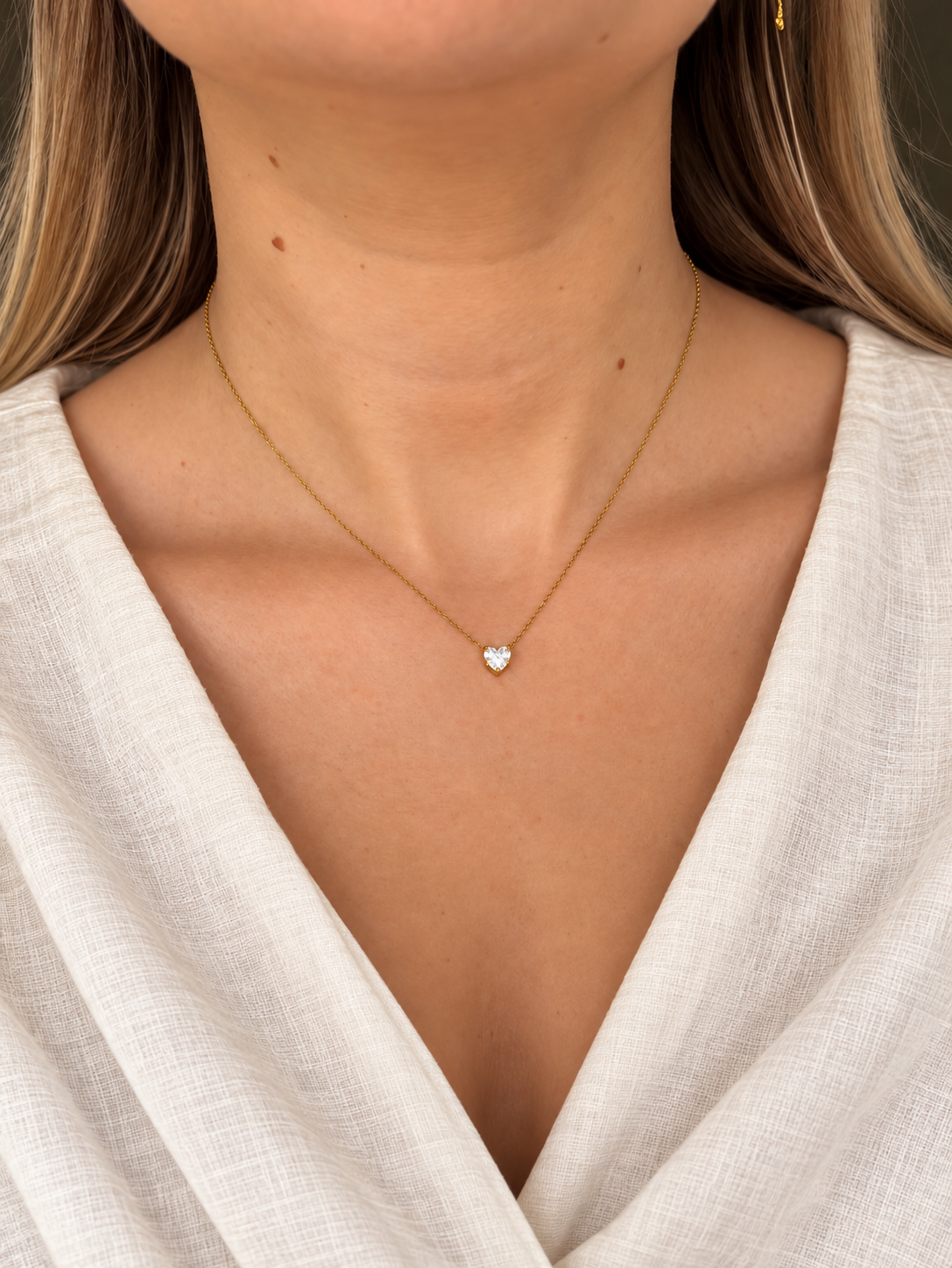 Collier avec coeur en strass COSTRASS