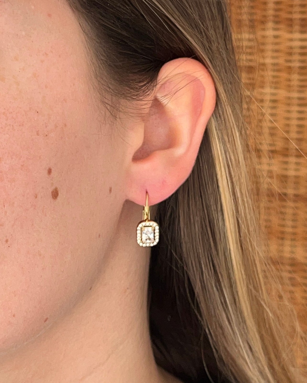 Boucles d'oreilles carrées avec strass Old Money Sixtine