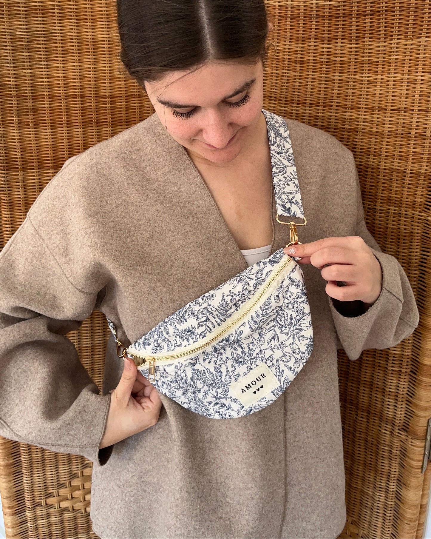 Sac banane imprimé floral bleu