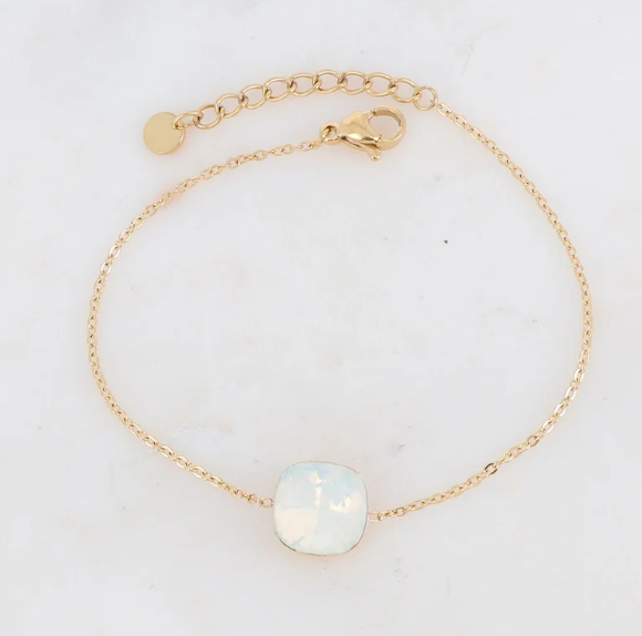 Précommande Bracelet avec pendentif carré en cristal de Swarovski BEA
