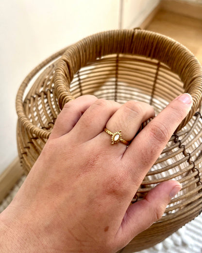 Bague simple ovale pierre naturelle KARIMA
