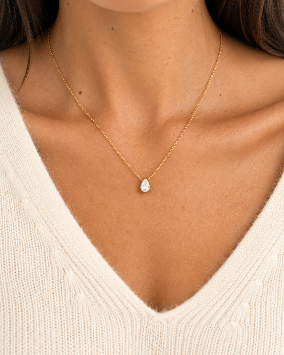 Précommande Collier goutte en strass