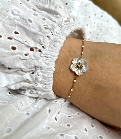 Bracelet fleur blanche en nacre féminin ALICE