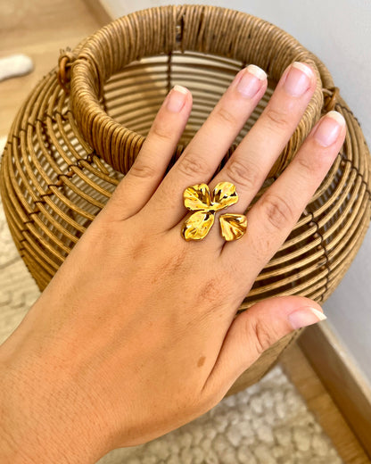 Bague dorée en acier fleur FELICITE