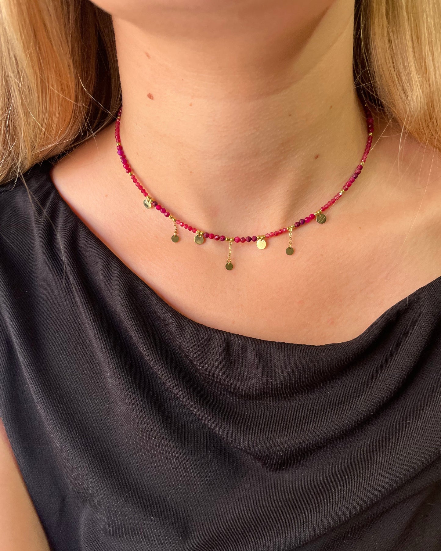 Collier avec pampilles rondes en pierres naturelles PONNY