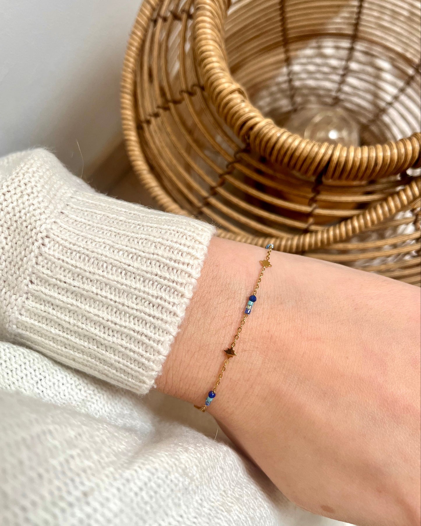 Bracelet doré avec pierres naturelles bleues MILAN