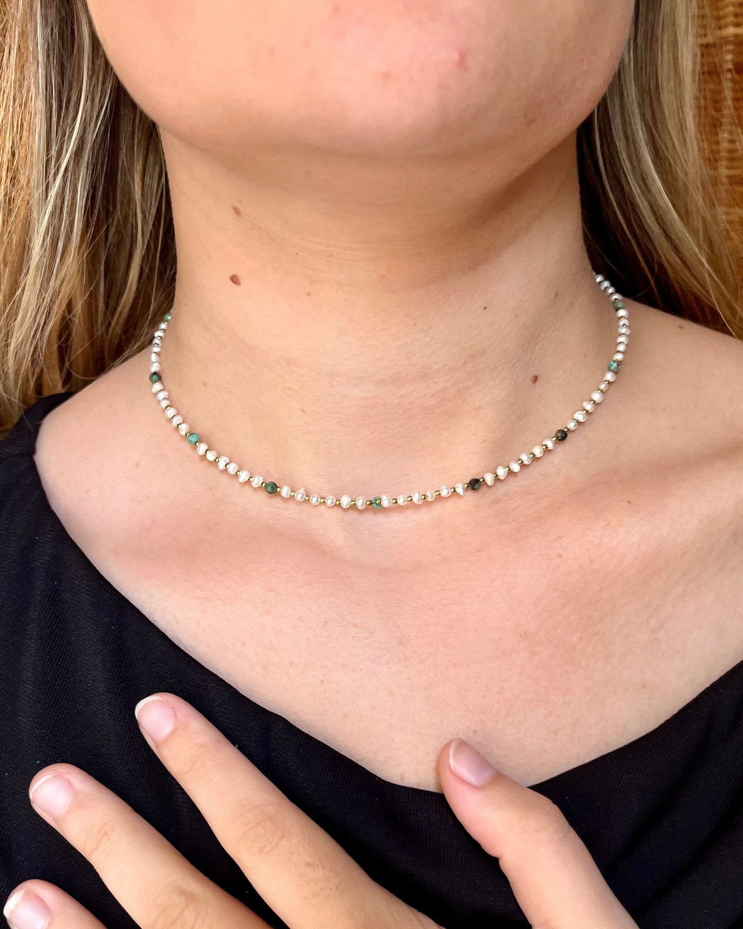 Collier perles d'eau douce élégant ADELLA