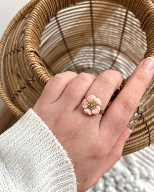 Bague fleur rose en nacre rose AZEL