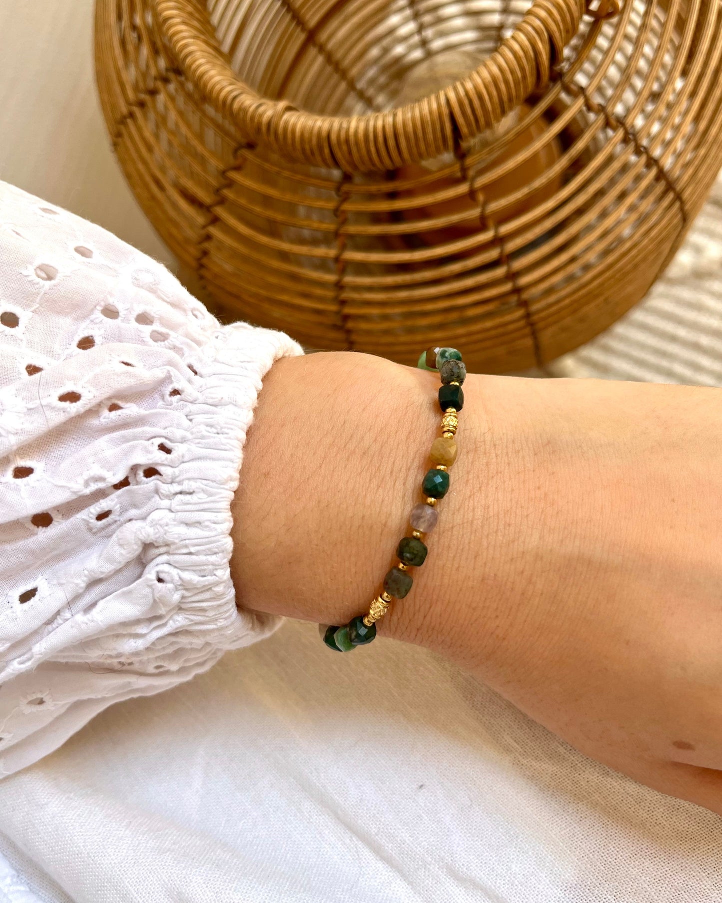 Bracelet en pierres naturelles cubiques CLEMENCE