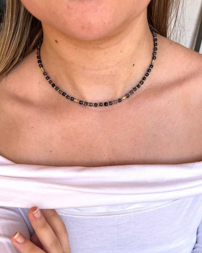 Collier en pierres naturelles cubiques CLEMENCE