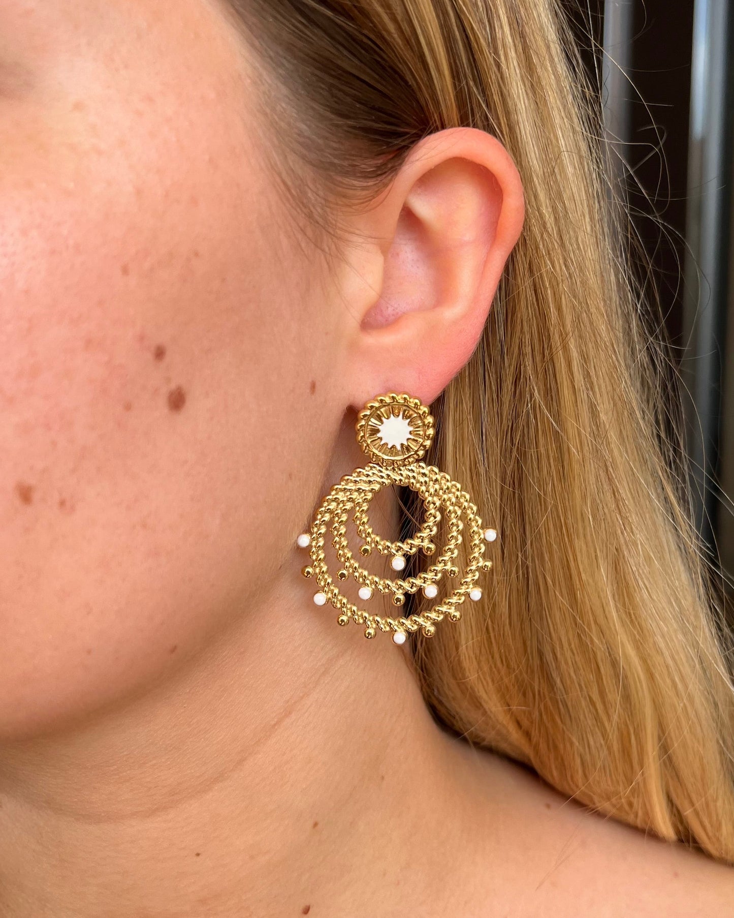Boucles d'oreilles multi anneaux émail CLAODIA