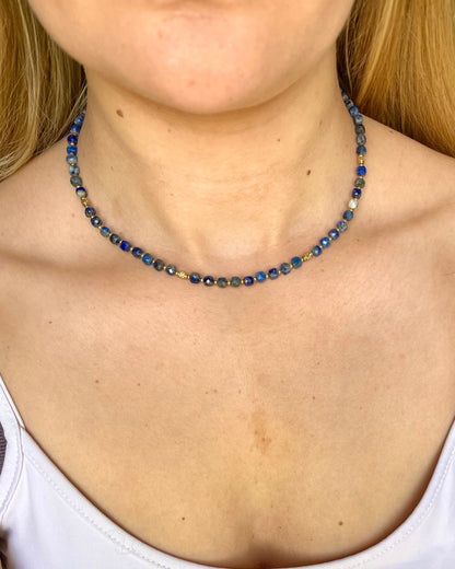 Collier en pierres naturelles cubiques CLEMENCE