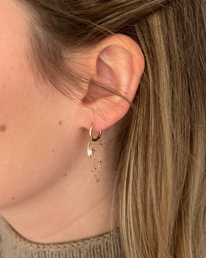 Boucles d'oreilles avec chaine et coeur LENIE