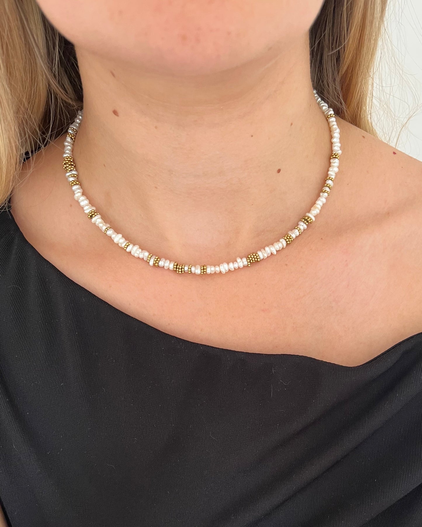 Collier épais en perles d'eau douce élégant PERLA