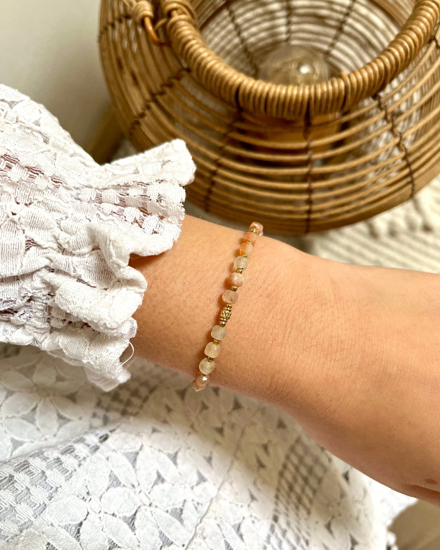 Bracelet en pierres naturelles cubiques CLEMENCE