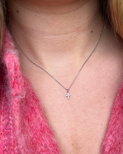 Collier argenté avec petite croix chrétienne avec strass Religion MINI MADELEINE