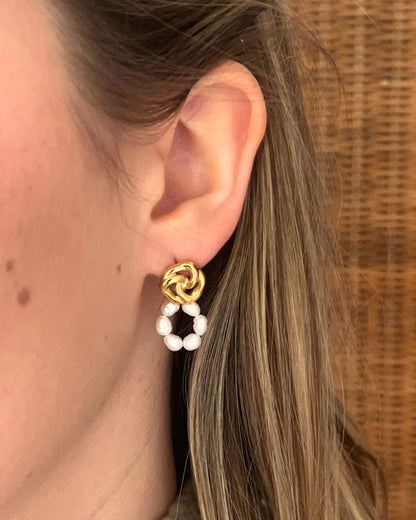Boucles d'oreilles avec fleur et perles d'eau douce SACHA