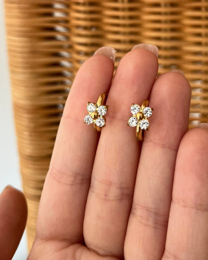 Créoles dorées avec fleur en strass DOMITILLE