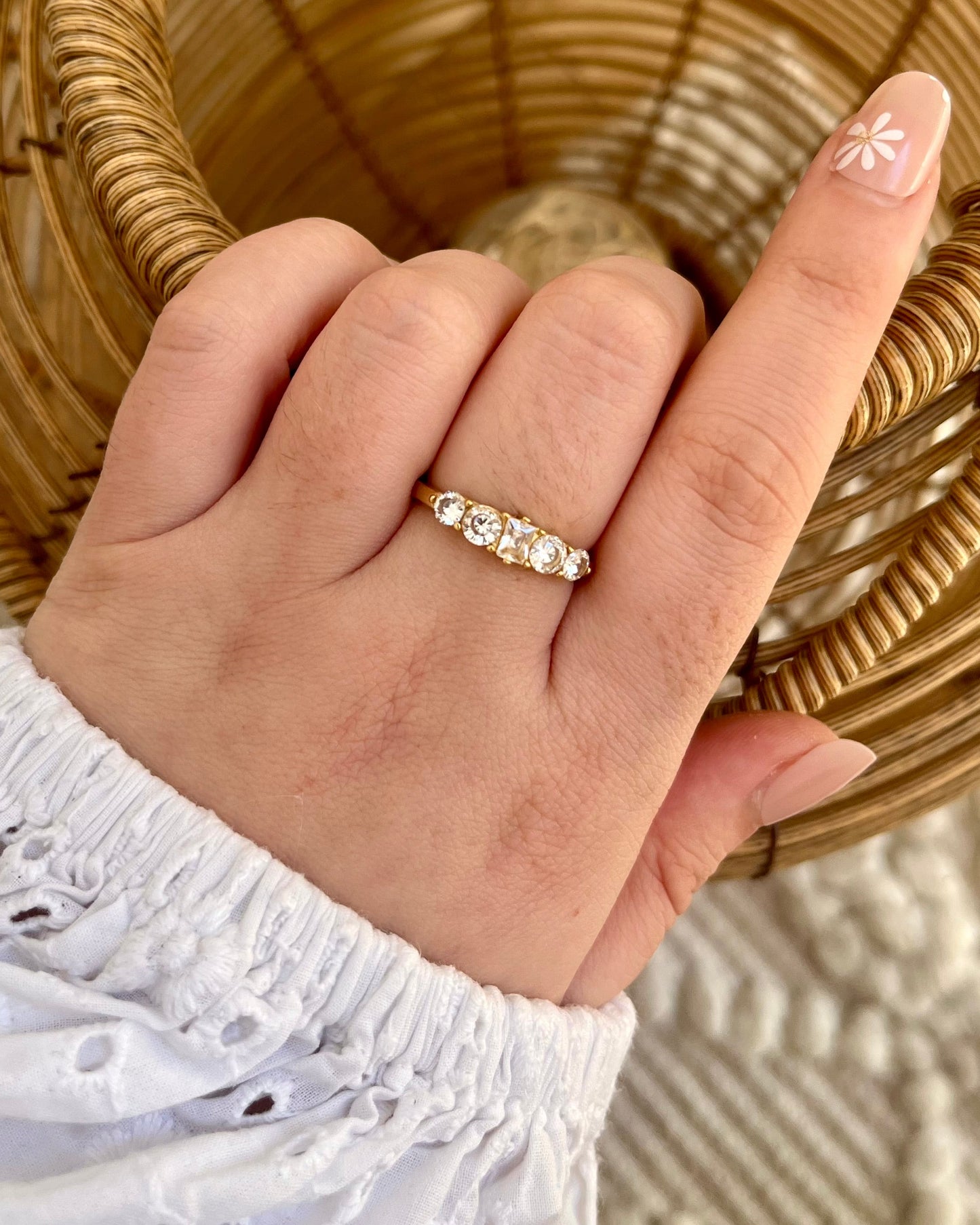 Bague dorée multistrass en acier inoxydable ELOISE