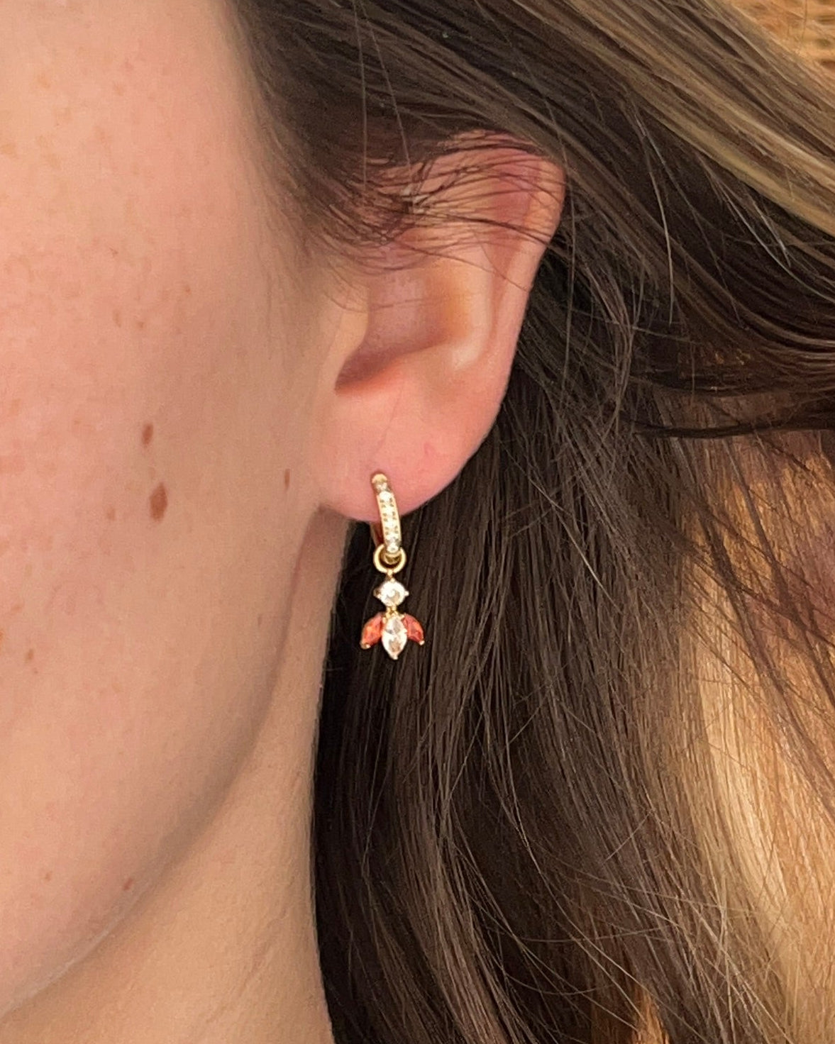 Boucles d'oreilles pendentif feuillage coloré KATARINA