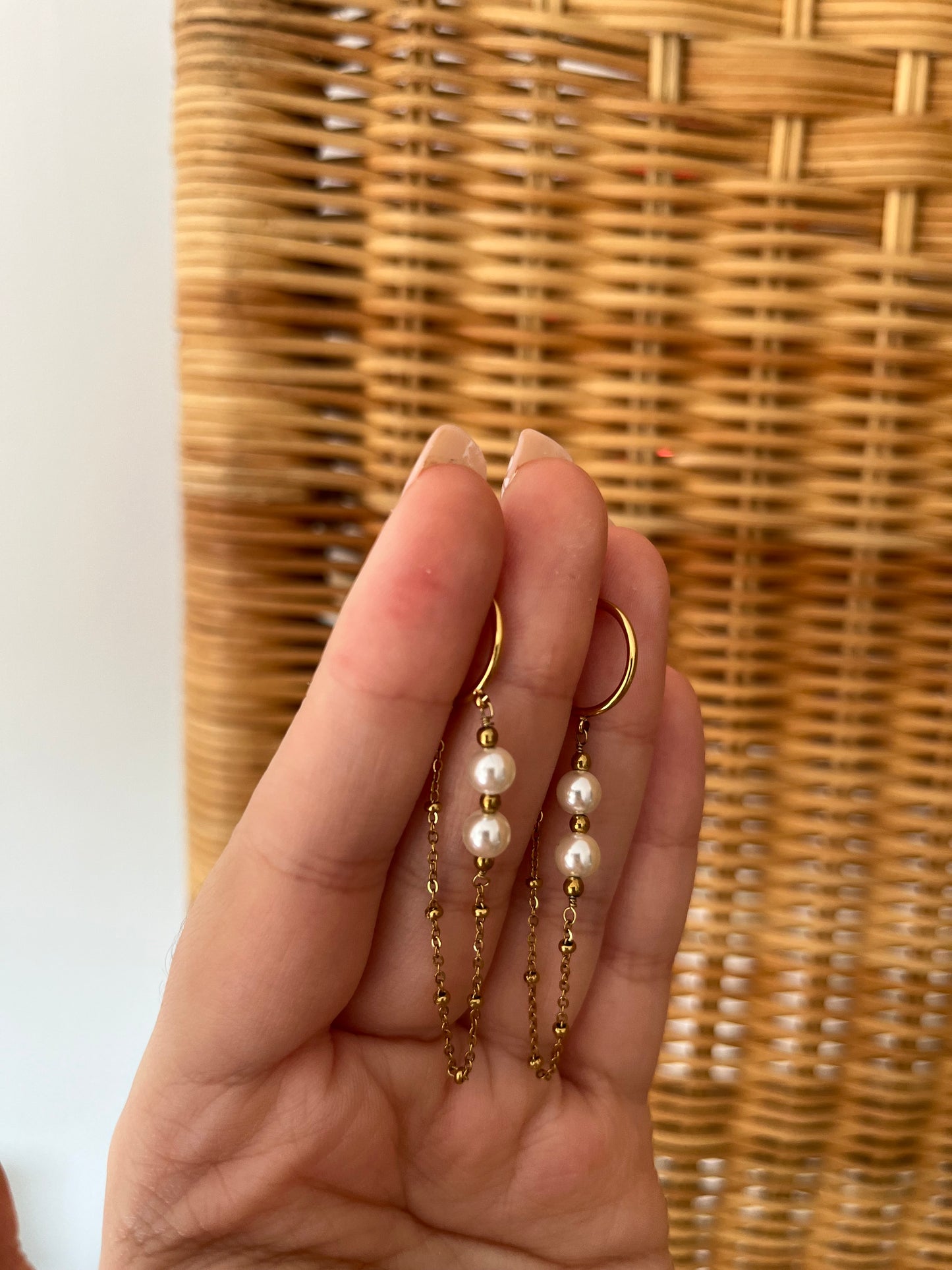 Boucles d'oreilles pendantes avec perles en résine JASMIN