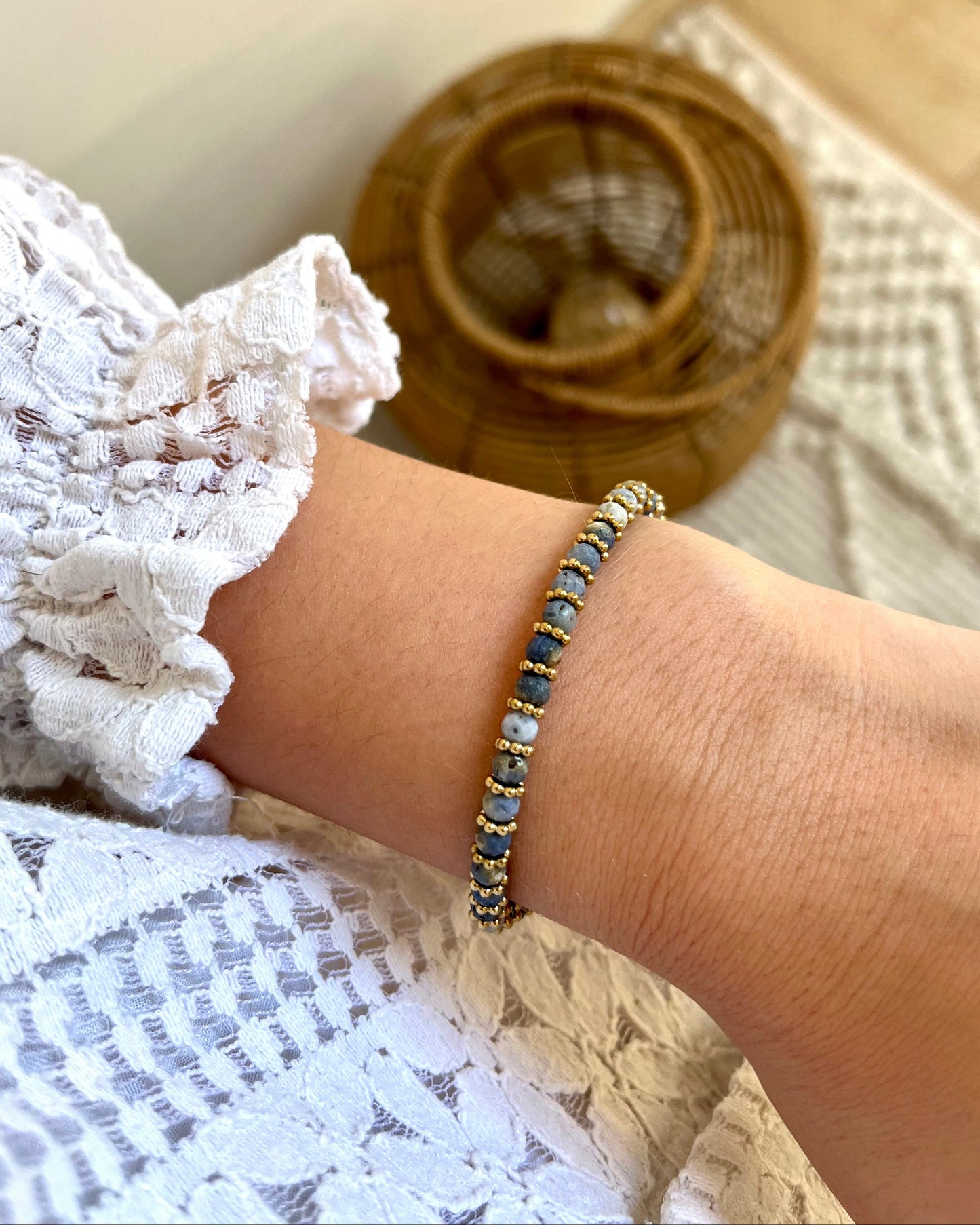 Bracelet sur cordon pierres naturelles VALENTINA