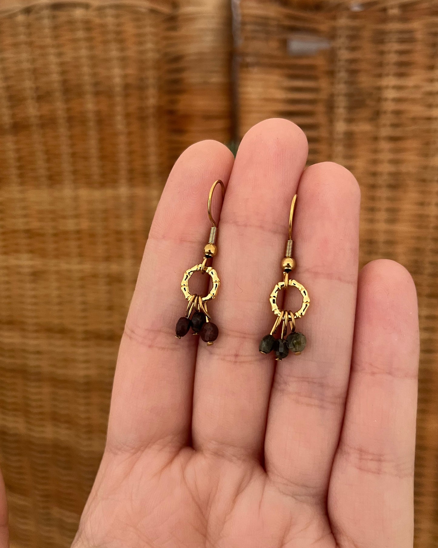 Boucles d'oreilles pierres naturelles CERISE