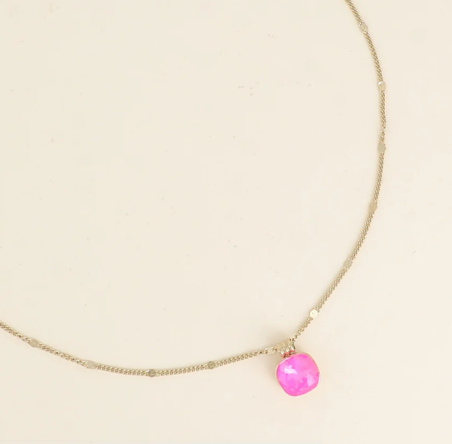 Précommande Collier avec cristal carré Swarovski CLARISSE