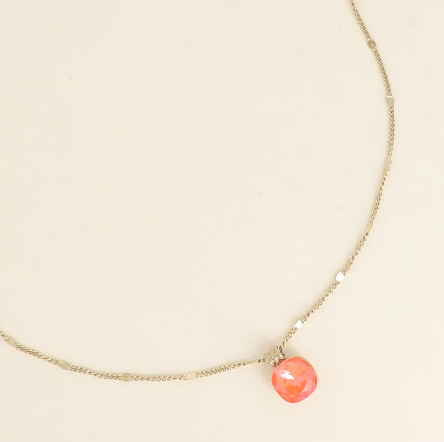 Précommande Collier avec cristal carré Swarovski CLARISSE