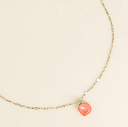 Précommande Collier avec cristal carré Swarovski CLARISSE