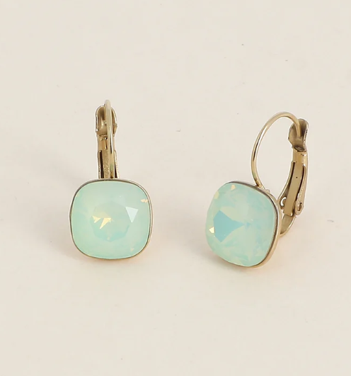 Précommande Boucles d'oreilles avec  cristal de Swarovski carré BEA