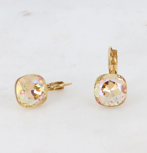 Précommande Boucles d'oreilles avec  cristal de Swarovski carré BEA