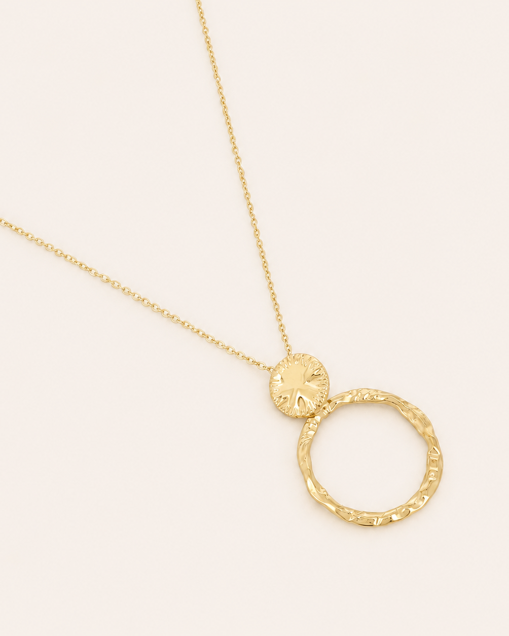 Collier doré avec anneau MOKA