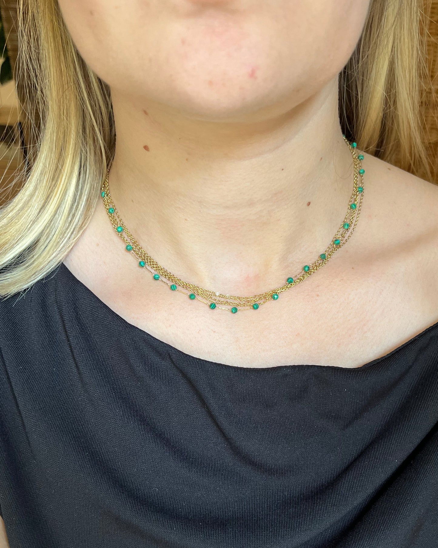 Collier multirang et pierres naturelles CINDY