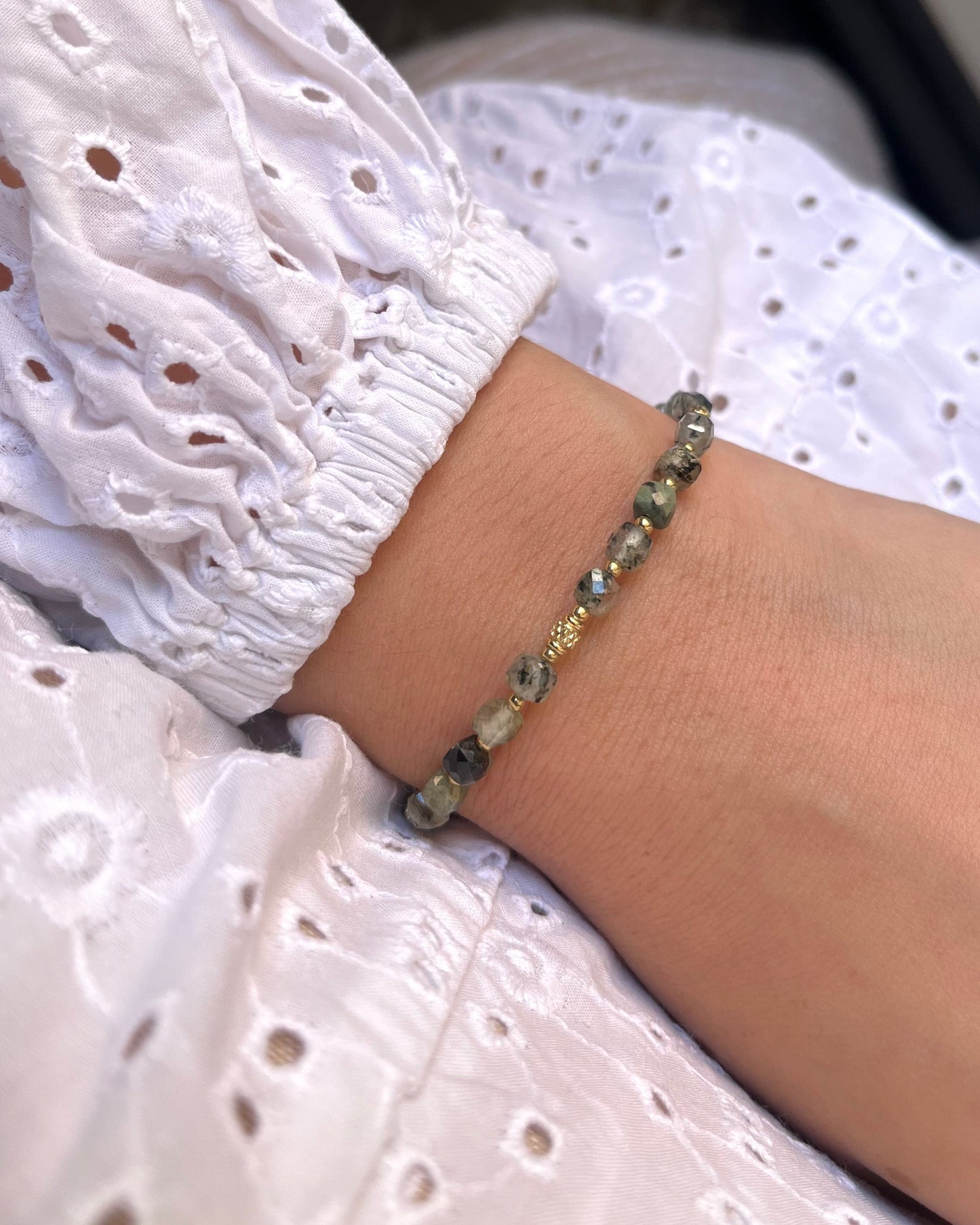 Bracelet en pierres naturelles cubiques CLEMENCE