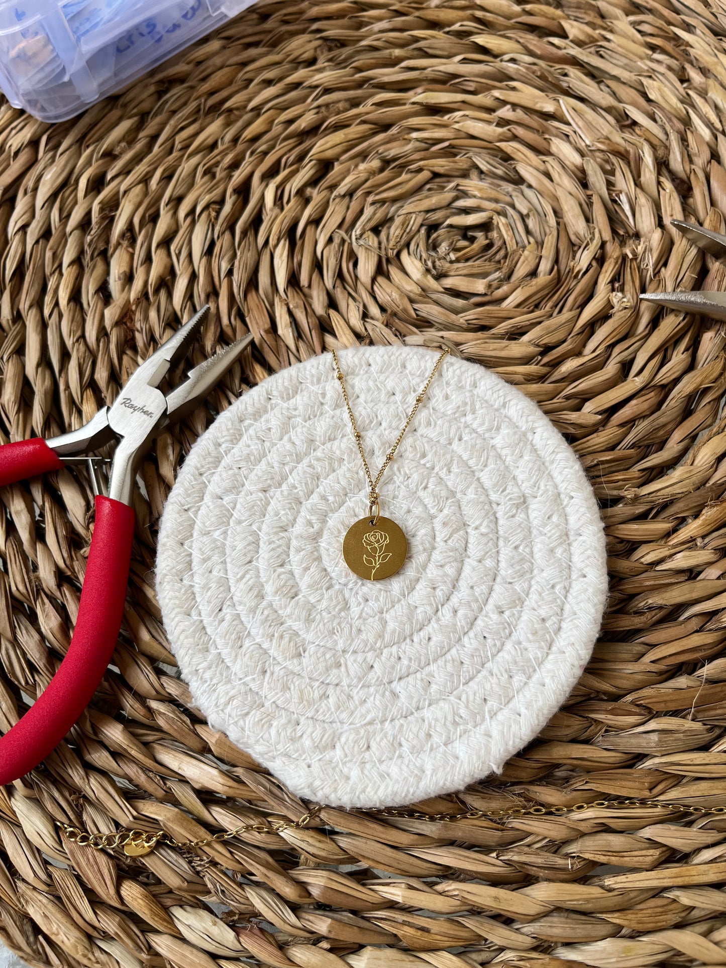 Collier FLEUR de naissance personnalisé