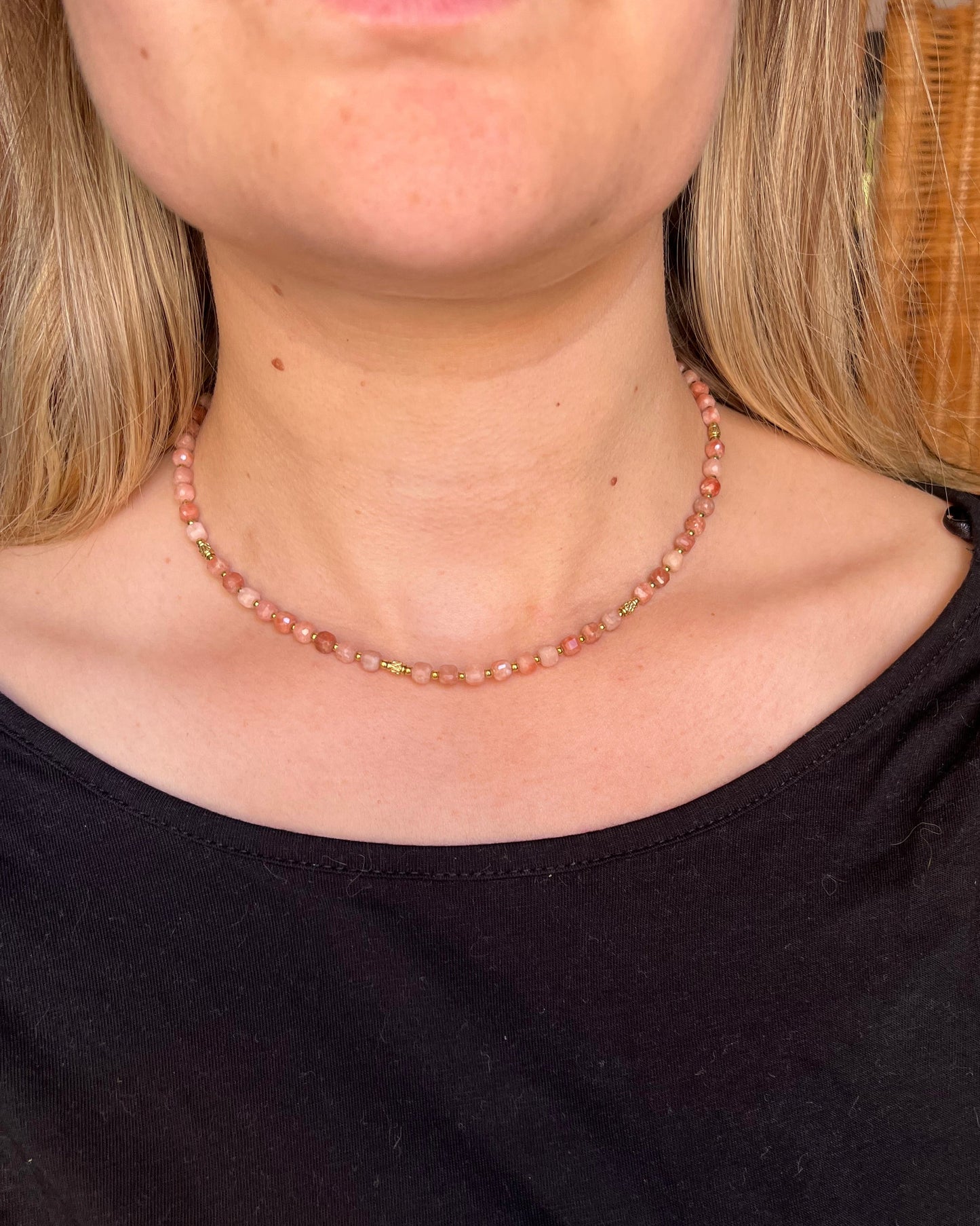 Collier en pierres naturelles cubiques CLEMENCE