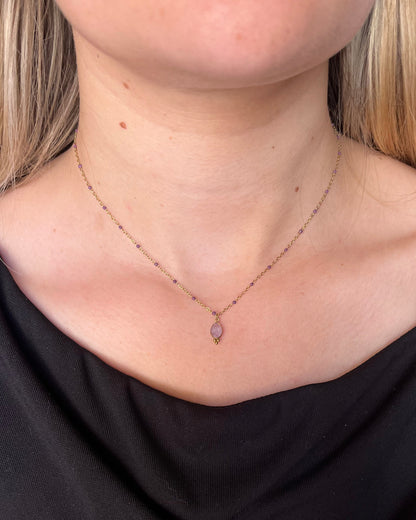 Collier avec pendentif goutte en pierre naturelle GOUTTE