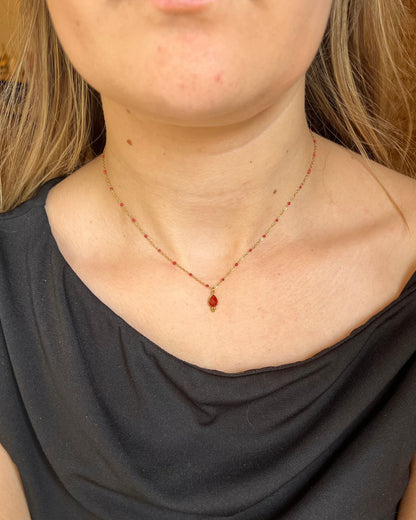 Collier avec pendentif goutte en pierre naturelle GOUTTE