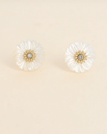 Boucles d'oreilles marguerite en nacre blanche MARGUERITE