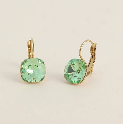 Précommande Boucles d'oreilles avec  cristal de Swarovski carré BEA