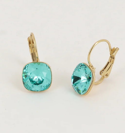 Précommande Boucles d'oreilles avec  cristal de Swarovski carré BEA