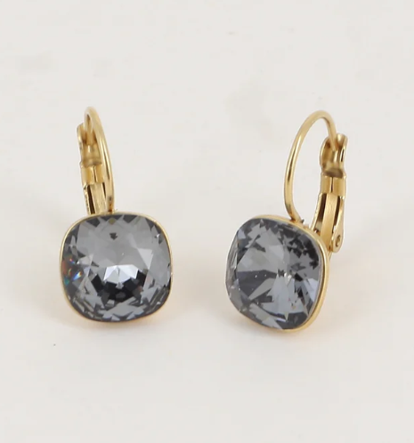 Précommande Boucles d'oreilles avec  cristal de Swarovski carré BEA