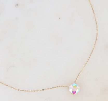 Précommande Collier avec pendentif carré en cristal de Swarovski BEA