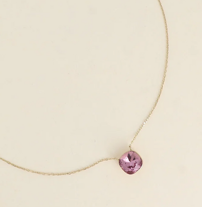 Précommande Collier avec pendentif carré en cristal de Swarovski BEA