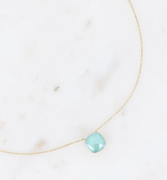 Précommande Collier avec pendentif carré en cristal de Swarovski BEA