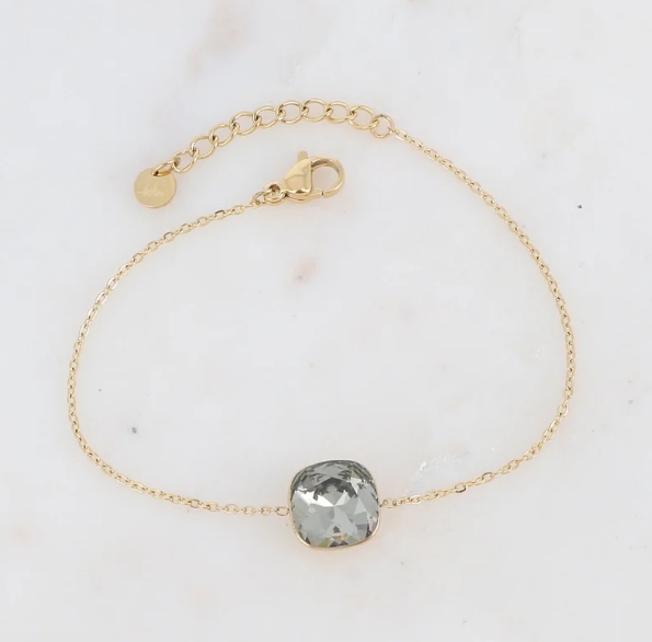 Précommande Bracelet avec pendentif carré en cristal de Swarovski BEA