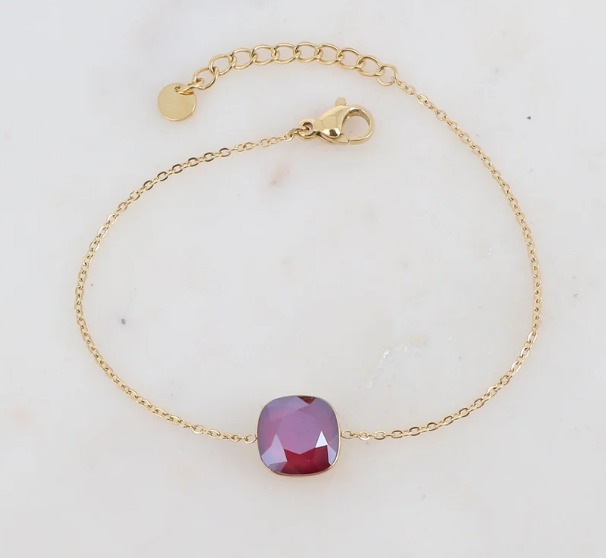 Précommande Bracelet avec pendentif carré en cristal de Swarovski BEA
